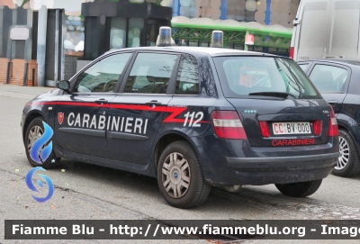 Fiat Stilo I serie
Carabinieri
Nucleo Operativo Radiomobile
CC BV 000
Parole chiave: Fiat Stilo_I_serie Carabinieri_NORM CC_BV_000