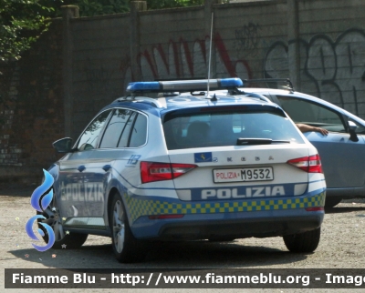 Skoda Superb Wagon III serie restyle
Polizia di Stato
Polizia Stradale in Servizio sulla Rete Autostradale ATIVA
POLIZIA M9532
Parole chiave: Skoda Superb_Wagon_III_serie_restyle Polizia_Stradale ATIVA POLIZIA_M9532