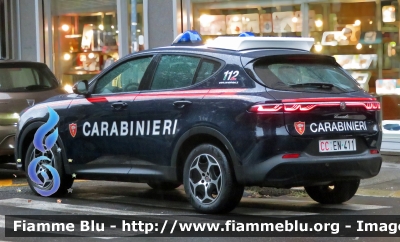 Alfa-Romeo Tonale
Carabinieri
Nucleo Operativo Radiomobile
Allestimento FCA
CC EN 411
Parole chiave: Alfa-Romeo Tonale Radiomobile CC_EN_411