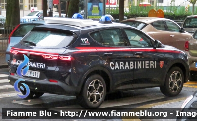 Alfa-Romeo Tonale
Carabinieri
Nucleo Operativo Radiomobile
Allestimento FCA
CC EN 411
Parole chiave: Alfa-Romeo Tonale Radiomobile CC_EN_411