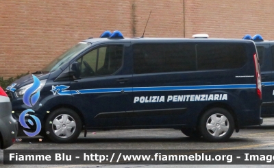 Ford Transit Custom I serie restyle
Polizia Penitenziaria
Servizio Traduzioni e Piantonamenti
Veicolo per Traduzione Detenuti
POLIZIA PENITENZIARIA 201 AJ
Parole chiave: Ford Transit_Custom_I_serie_restyle POLIZIA_PENITENZIARIA_201_AJ