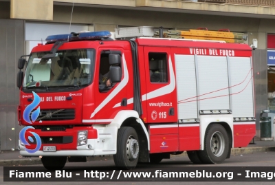 Volvo FL 290 III serie
Vigili Del Fuoco
Comando Provinciale di Torino
AutoPompaSerbatoio Allestimento BAI
ricondizionata Maleco
VF 26308
Parole chiave: Volvo FL 290 III serie Vigili Del Fuoco Torino AutoPompaSerbatoio VF 26308