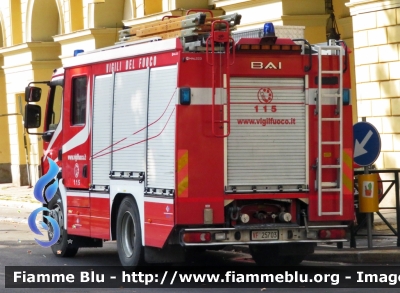 Volvo FL 280 III serie
Vigili Del Fuoco
Comando Provinciale di Asti
AutoPompaSerbatoio allestimento Bai
VF 25703

Parole chiave: Volvo FL 280 III serie Vigili Del Fuoco Asti AutoPompaSerbatoio VF_25703