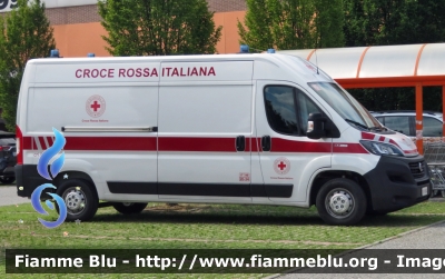 Fiat Ducato X290
Croce Rossa Italiana
C.O.N.E.
Centro Operativo Nazionale Emergenze
Unità Logistica
CRI 996 AG
Parole chiave: Fiat Ducato X290 Croce_Rossa_Italiana C.O.N.E. CRI 996 AG