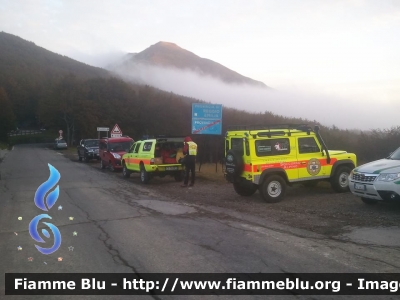 Land-Rover Defender 90
Corpo Nazionale Soccorso Alpino e Speleologico
Soccorso Alpino e Speleologico Emilia-Romagna (SAER)
Parole chiave: Land-Rover Defender_90