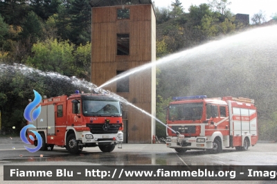 Man TGL 12.240 II serie
Vigili del Fuoco
Comando Provinciale di Torino
Distaccamento permanente di Susa (TO)
AutoPompaSerbatoio allestimento Rosenfire
VF 26591

Parole chiave: Man TGL_12.240_IIserie VF26591