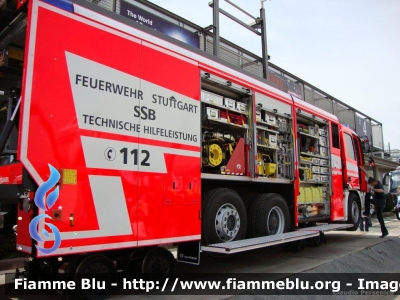 Mercedes-Benz Actros 2448 III serie
Bundesrepublik Deutschland - Germania
Feuerwehr Stuttgart 
Mezzo bimodale (strada-ferrovia) allestimento Rosenbauer esposto all'Interschutz 2010
Parole chiave: Mercedes-Benz Actros_2448_IIIserie Interschutz_2010