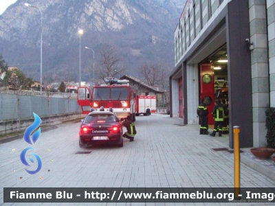 Perlini 605D Iguana
Vigili del Fuoco
AutoIdroSchiuma fotografata durante il trasferimento alla Galleria Storica dei Vigili del Fuoco di Chiavenna (SO)
VF 14309
Parole chiave: Perlini 605D_Iguana VF14309 Trasferimento_Perlini_Chiavenna