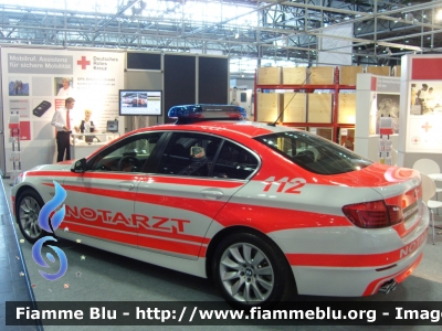 Bmw Serie 3 E90
Mezzo pronto intervento sanitario esposto all'Interschutz 2010
Parole chiave: Bmw Serie_3_E90 Interschutz_2010