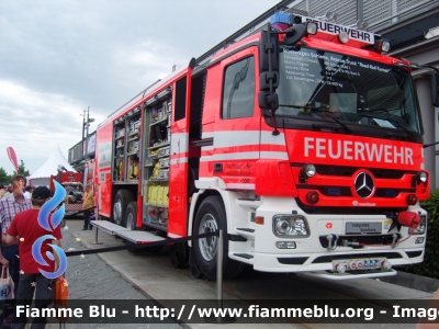 Mercedes-Benz Actros 2448 III serie
Bundesrepublik Deutschland - Germania
Feuerwehr Stuttgart 
Mezzo bimodale (strada-ferrovia) allestimento Rosenbauer esposto all'Interschutz 2010
Parole chiave: Mercedes-Benz Actros_2448_IIIserie Interschutz_2010