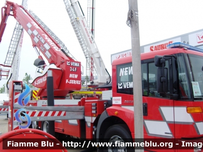 Mercedes-Benz Econic 2633 II serie
Snorkel allestimento Vema esposto all'Interschutz 2010
Parole chiave: Mercedes-Benz Econic_2633_IIserie Interschutz_2010