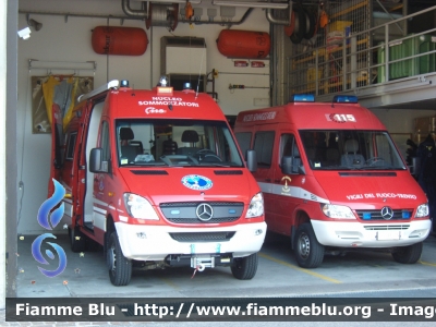 Mercedes-Benz Sprinter 4x4 III serie
Vigili del Fuoco
Corpo Permanente di Trento
Nucleo Sommozzatori
Allestito DiviTec
VF 0J1 TN
Parole chiave: Mercedes-Benz Sprinter_4x4_IIIserie VF0J1TN