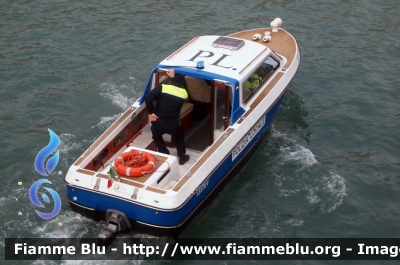 Motoscafo
Polizia Locale
 Venezia
V13378
Parole chiave: Veneto (VE) Polizia_locale