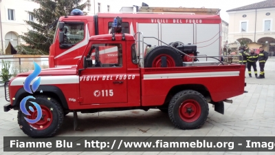 Land Rover Defender 110 HCPU
Vigili del Fuoco
Comando Provinciale di Ravenna
Distaccamento Permanente di Cervia (RA)
Allestimento Piemme Antincendi
VF 20819
Il mezzo è stato donato da un imprenditore locale
Santa Barbara 2016 Cervia (RA)
