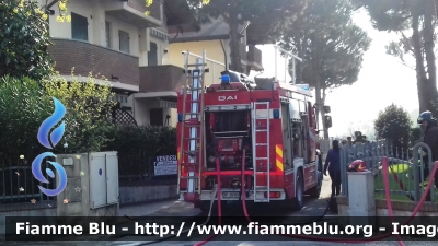 Volvo FL 290 III serie
Vigili del Fuoco
Comando Provinciale di Ravenna
Distaccamento Permanente di Cervia (RA)
AutoPompaSerbatoio allestimento BAI
VF 26501

- Incendio tetto a Pinarella di Cervia (02/04/2017) -
Parole chiave: Volvo FL_290_III_serie VF26501