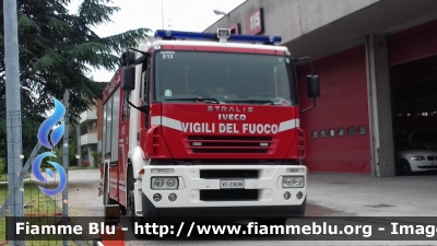 Iveco Stralis AF190S40 I serie
Vigili del Fuoco
Comando Provinciale di Parma
AutoPompaSerbatoio allestimento Iveco-Magirus
Ricondizionata Fortini
VF 23698
Parole chiave: Iveco Stralis_AF190S40_Iserie VF23698