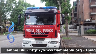 Iveco EuroCargo 180E30 III serie
Vigili del Fuoco
Comando Provinciale di Modena
Distaccamento Permanente di Carpi (MO)
AutoBottePompa allestimento Iveco-Magirus
VF 26721

Intervento per taglio ramo a Carpi (12-06-2018)
Parole chiave: Iveco EuroCargo_180E30_IIIserie VF26721