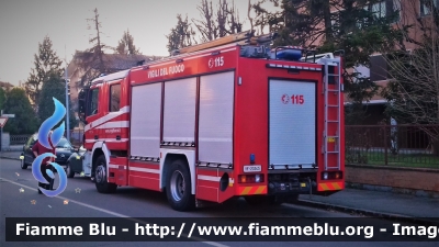 Mercedes-Benz Actros 1841 II serie
Vigili del Fuoco
Comando Provinciale di Modena
Distaccamento Permanente di Carpi (MO)
AutoPompaSerbatoio allestimento Bai
Ricondizionata Fortini nel 2019
VF 23345

Intervento a Bomporto (MO)
Parole chiave: Mercedes-Benz Actros_1841_IIserie VF23345