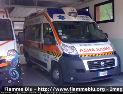 Fiat Ducato X250
P.A. Croce Blu Soliera
Codice automezzo: S3
Parole chiave: Fiat Ducato_X250 Ambulanza 118_Modena