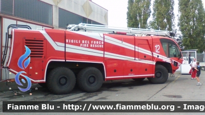 Oshkosh Bai Striker E
Vigili del Fuoco 
Comando Provinciale di Brescia 
Mezzo Antincendio Aereoportuale
VF 25404
Parole chiave: Oshkosh Bai Striker_E VF25404 Reas_2014