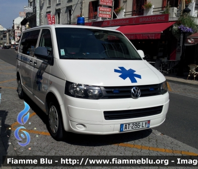 Volkswagen Transporter T5 restyle
France - Francia
Ambulances Jeannot
Parole chiave: Volkswagen Transporter_T5_restyle Ambulanza