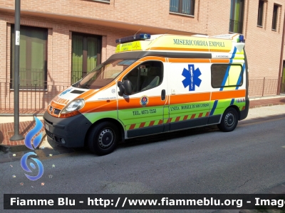 Renault Trafic II serie
Misericordia Empoli (FI)
Allestita Alessi & Becagli
FIMM 35
Parole chiave: Renault Trafic_IIserie Ambulanza