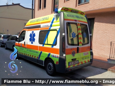 Renault Trafic II serie
Misericordia Empoli (FI)
Allestita Alessi & Becagli
FIMM 35
Parole chiave: Renault Trafic_IIserie Ambulanza