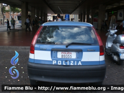 Fiat Punto I serie
Polizia di Stato
POLIZIA B9355
Parole chiave: Fiat Punto_Iserie POLIZIAB9355