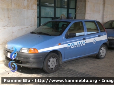 Fiat Punto I serie
Polizia di Stato
POLIZIA D8159
Parole chiave: Fiat Punto_Iserie PoliziaD8159