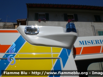 Fiat Ducato Maxi X250 
Misericordia Ponsacco (PI)
Allestita Nepi
Particolare del Lampeggiante Led
Parole chiave: Misericordia_Ponsacco