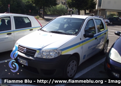 Fiat Punto III serie
Misericordia di San Giovanni Valdarno (AR)
Sezione Cavriglia
Servizi Sociali
Allestita Alessi & Becagli
Parole chiave: Toscana (AR) Servizi_Sociali Fiat Punto_IIIserie