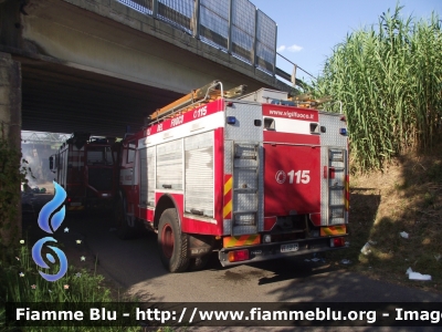 Iveco OM 160
Vigili del Fuoco
Comando Provinciale Pisa
Distaccamento Volontario di San Miniato Basso (PI)
AutoPompaSerbatoio allestimento Baribbi
APS 18 Pisa
VF 13175
Parole chiave: Iveco OM 160 VF13175