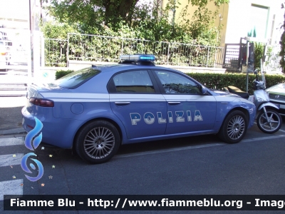 Alfa Romeo 159
Polizia di Stato
Squadra Volante
POLIZIA H1095
Parole chiave: Alfa-Romeo 159 PoliziaH1095