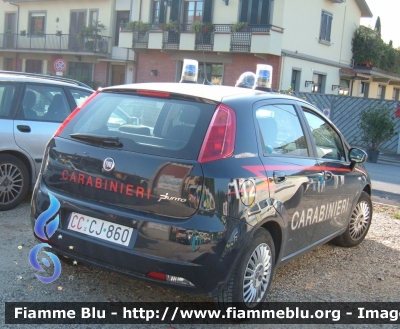 Fiat Grande Punto
Carabinieri
CC CJ 860
Parole chiave: Fiat Grande_Punto CCCJ860