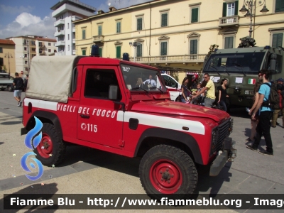 Land Rover Defender 90
Vigili del Fuoco
Comando Provinciale di Pisa
VF 22345
Parole chiave: Land-Rover Defender_90 VF22345