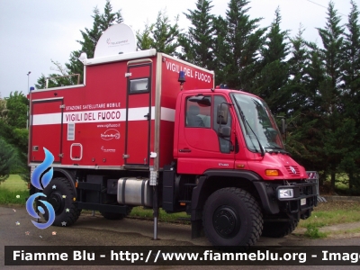 Mercedes-Benz Unimog U500
Vigili del Fuoco
Comando Provinciale di Firenze
Nucleo Radio e Telecomunicazioni
VF 24612
Parole chiave: Mercedes-Benz Unimog_U500 VF24612 Pompieropoli_Firenze_2012