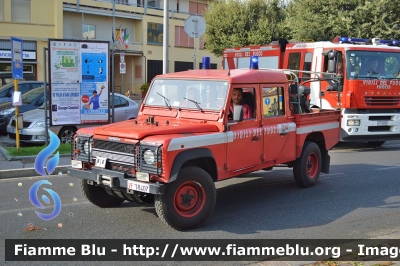 Land Rover Defender 130
Vigili del Fuoco
Comando Provinciale di Siena
Distaccamento Permanente di Poggibonsi
VF 18407

Emergenza Maltempo Limite sull'Arno (FI)
Parole chiave: Land_Rover_defender_130_VF_18407_VF_provinciale_Siena_Emergenza_Maltempo_Limite