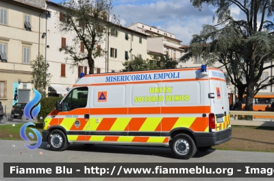 Renault Master II serie
Misericordia di Empoli (FI)
Unità Soccorso Tecnico
Allestito Alessi & Becagli
Parole chiave: Renault Master_IIserie Misericordia_Empoli