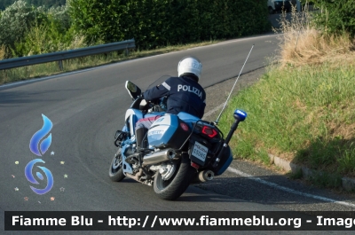 Yamaha FJR 1300 II serie
Polizia di Stato
Polizia Stradale
Allestimento Elevox
POLIZIA G3085
In scorta alla Mille Miglia 2021
Parole chiave: Yamaha FJR_1300_IIserie POLIZIAG3085