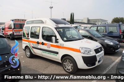 Fiat Doblò II serie
Pubblica Assistenza Calolziocorte (LC)
Trasporto Sanitario Semplice
Allestito Aricar
Parole chiave: Fiat Doblò_IIserie Pubblica_Assistenza_Calolziocorte