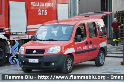 Fiat Doblò II serie
Vigili del Fuoco
Comando Provinciale di Firenze
Distaccamento di Empoli
VF 24947
Parole chiave: Fiat_Doblò_II_serie_Vigili_del_Fuoco_VF_24947