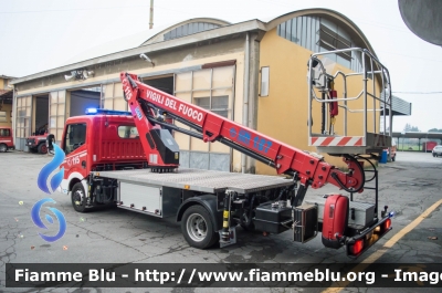 Nissan Cabstar NT 400
Vigili del Fuoco
Comando Provinciale di Lucca
Allestimento CTE
VF 27524
Parole chiave: Nissan Cabstar_NT400 VF27524