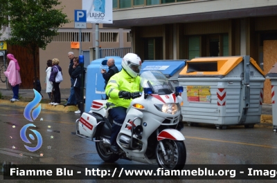 Bmw R850RT II serie
Polizia Municipale Firenze
In scorta al Giro d'Italia 2013
Parole chiave: Bmw R850RT_IIserie Giro_Italia_2013