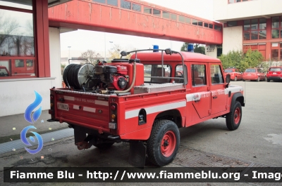 Land Rover Defender 130
Vigili del Fuoco
Comando Provinciale di Bologna
Antincendio Boschivo
VF 18632
Parole chiave: Land_Rover Defender130 Vigili_del_Fuoco Comando_Provinciale_Bologna VF_18632