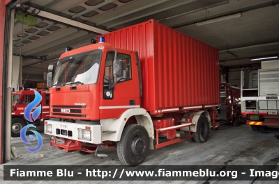 Iveco EuroCargo 135E23 4x4 I serie
Vigili del Fuoco
Comando Provinciale di Bologna
Colonna Mobile Regione Emilia Romagna
Carro Gruppo Elettrogeno
VF 21587
Parole chiave: Iveco EuroCargo_135E23_4x4_Iserie Vigili_del_Fuoco Comando_Provinciale_Bologna VF_21587