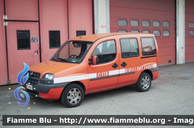 Fiat Doblò I serie
Vigili del Fuoco
Comando Provinciale di Bologna
VF 22885
Parole chiave: Fiat Doblò_Iserie Vigili_del_Fuoco Comando_provinciale_Bologna VF_22885