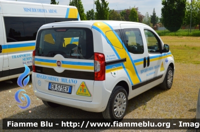 Fiat Qubo
Misericordia Milano
Allestito Mariani Fratelli
Parole chiave: Fiat Qubo Meeting_Misericordie_2013