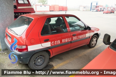 Citroen Saxo II serie
Vigili del Fuoco
Comando Provinciale di Bologna
VF 21387
Parole chiave: Citroen Saxo_IIserie Vigili_del_Fuoco Comando_Provinciale_Bologna VF_21387