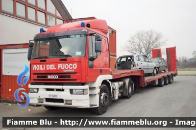 Iveco EuroTech 440E42
Vigili del Fuoco
Comando Provinciale di Bologna
VF 24002
Parole chiave: Iveco EuroTech_440E42 Vigili_del_Fuoco Comando_Provinciale_Bologna VF_24002