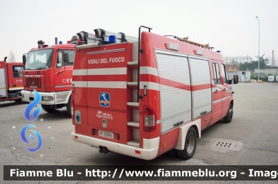 Mercedes-Benz Sprinter II serie
Vigili del Fuoco
Comando Provinciale di Bologna
Polisoccorso allestimento Bai
Dono di Autostrade per l'Italia
VF 23944
Parole chiave: Mercedes_Benz Sprinter_IIserie Vigili_del_Fuoco Comando_Provinciale_Bologna VF_23944